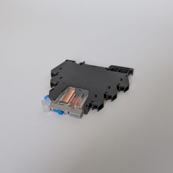 Interface relay